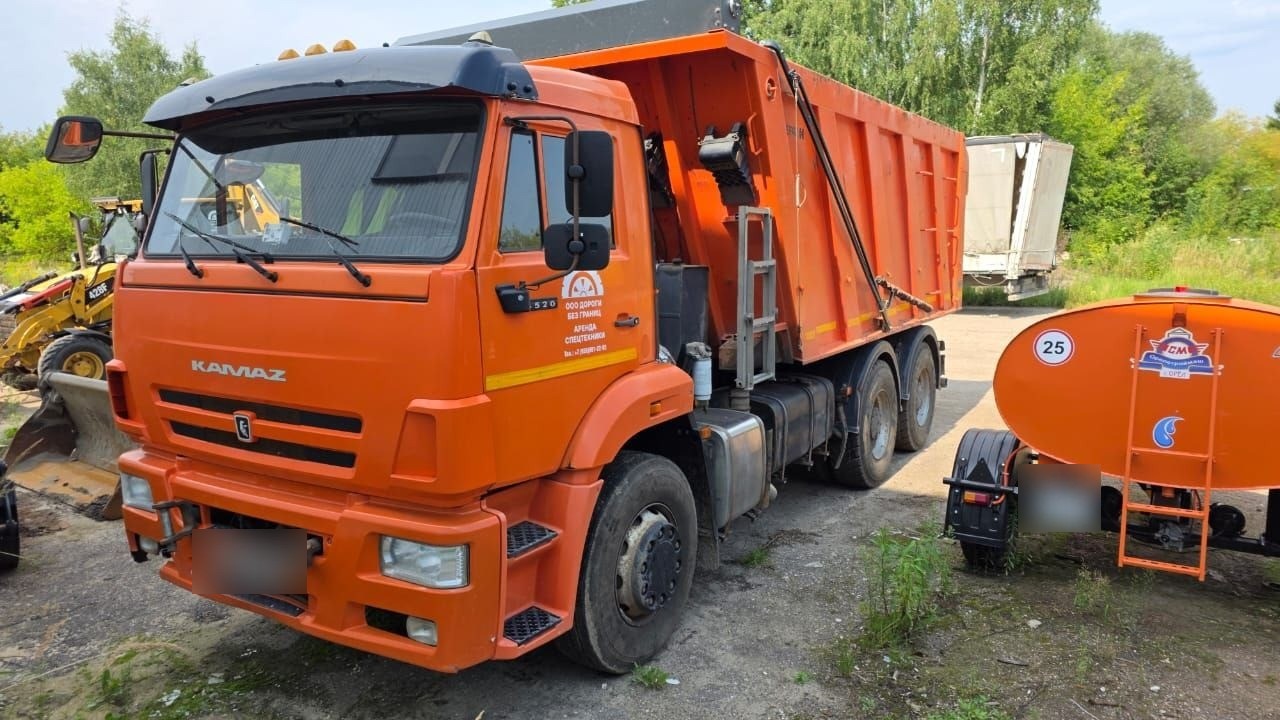 Самосвал КАМАЗ 6520-53 — фото из нашего парка